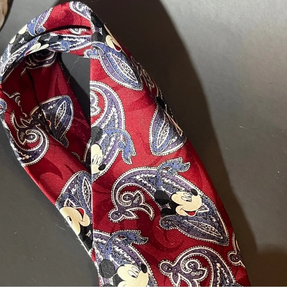unknown vintage burgundy